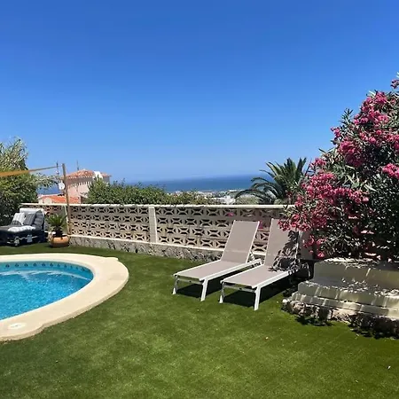 Holiday home Montgo